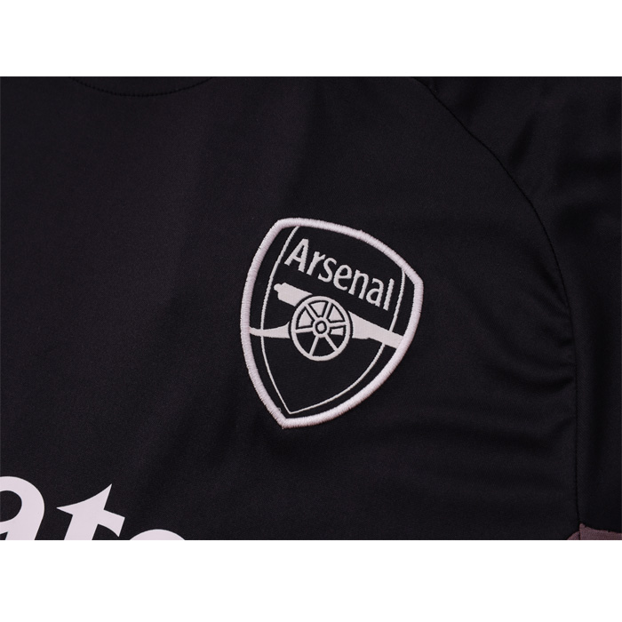 Tuta da Track
 Arsenal Manica Corta
 Grigio
 Scuro
 - Pantaloncini
 24-25